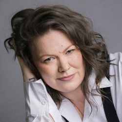 Sharley Carter-Neill colour